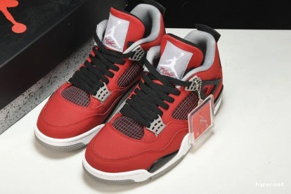 Hyperoad Toro Bravo Retro Jordan 4 0815